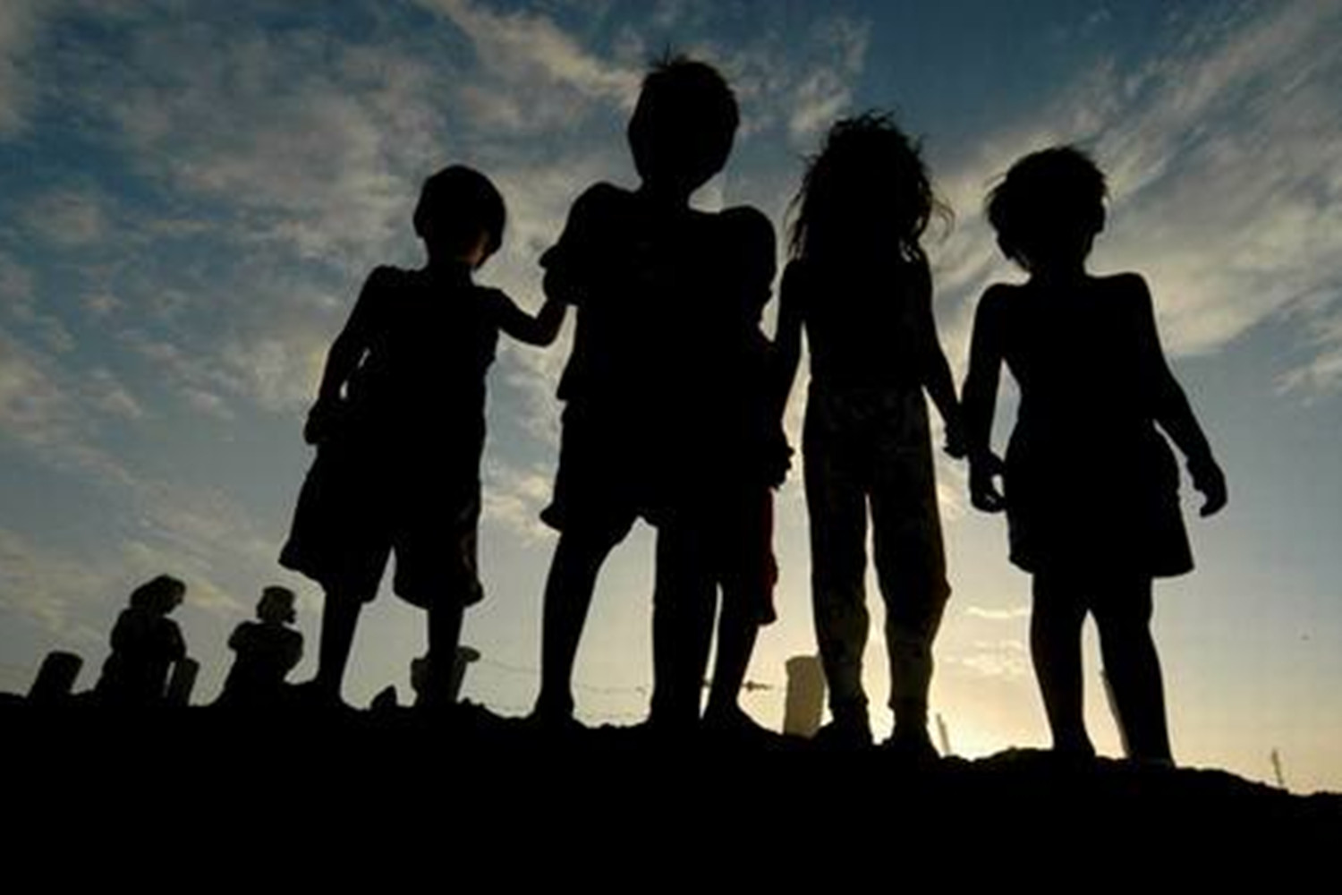 孩子出现偷窃行为,孩子有偷窃行为如何给老师反映