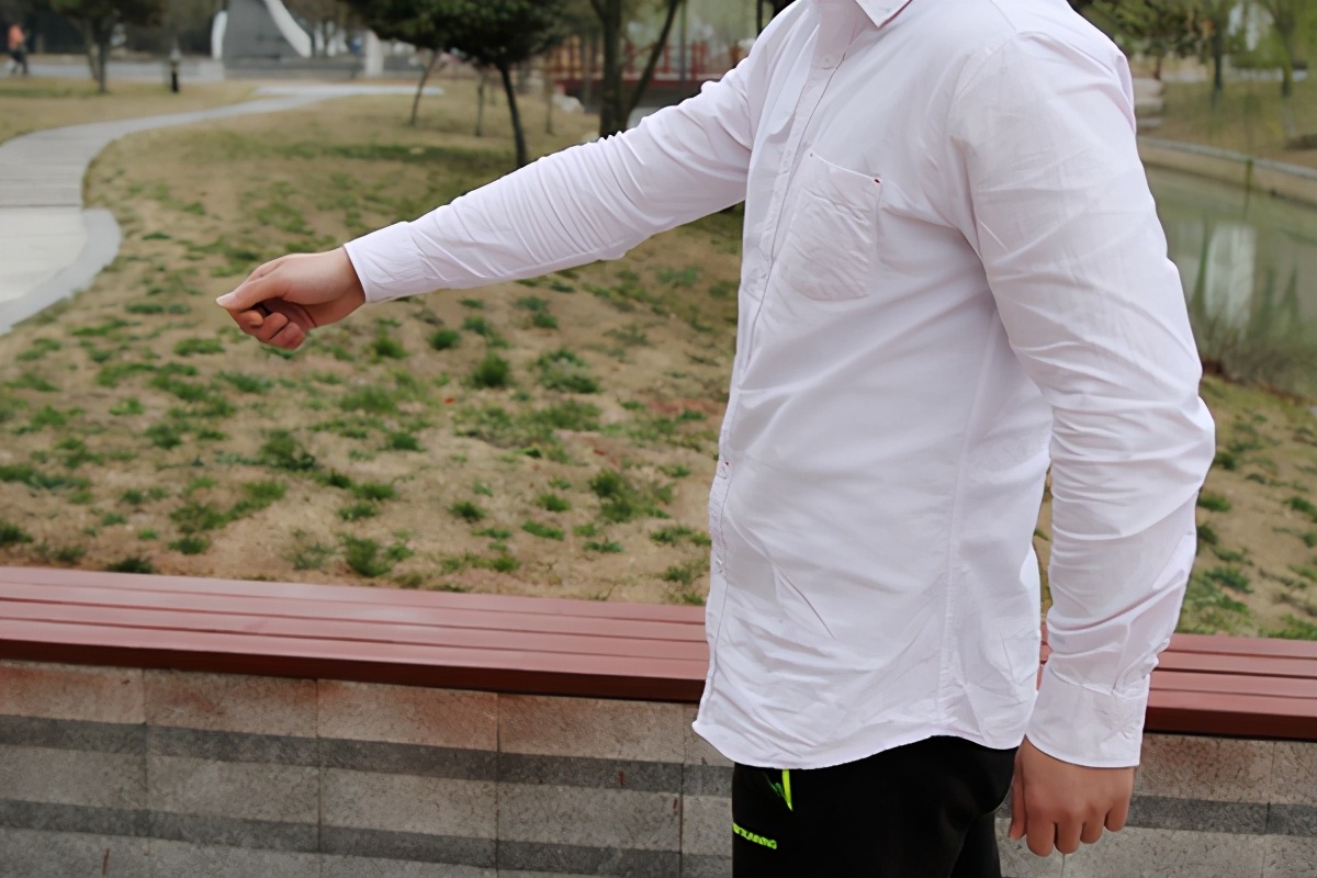 髌骨骨折打石膏后需要关注什么,小孩手骨折打石膏后要关注什么