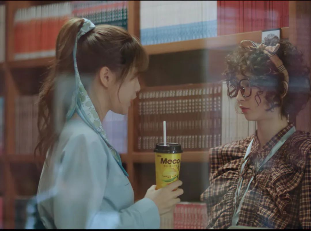 上班女生应该怎么穿比较得体,上班族应该怎么穿