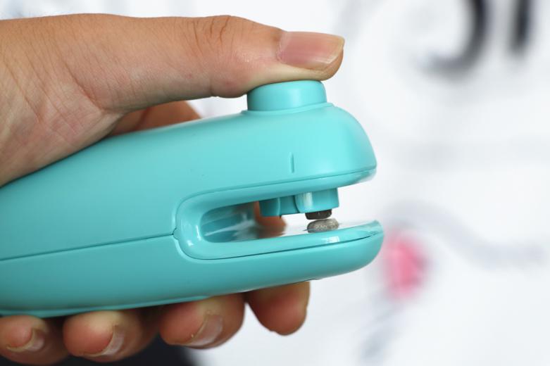 折叠封口零食袋妙招,封口机小型家用零食专用封口器