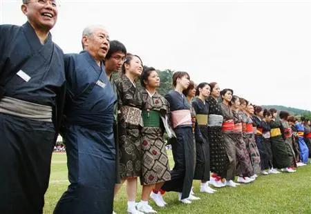 自认“绑腿走路”项目天下无敌的日本，被中国参赛队砸了场子