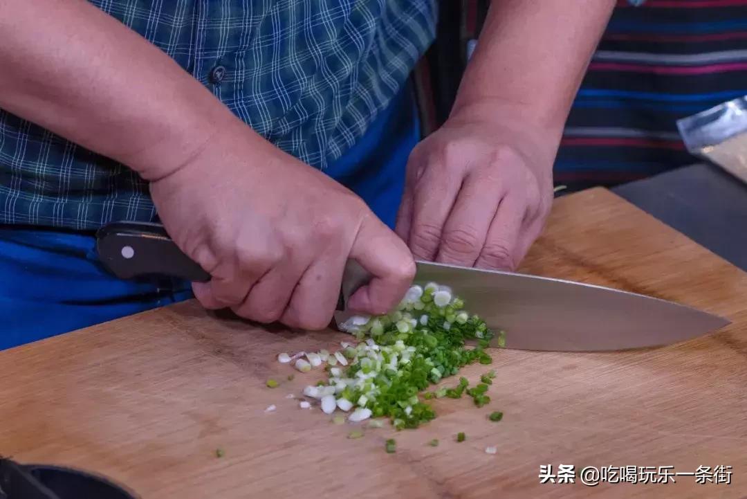 q弹爽滑真的很香很好吃,妈妈手工面