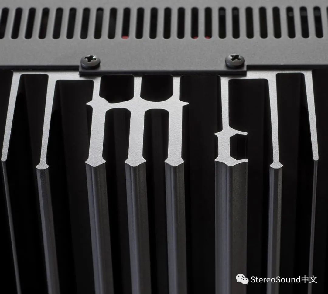 麦景图ma9000对比ma12000,麦景图ma9000和金嗓子e5000选哪个