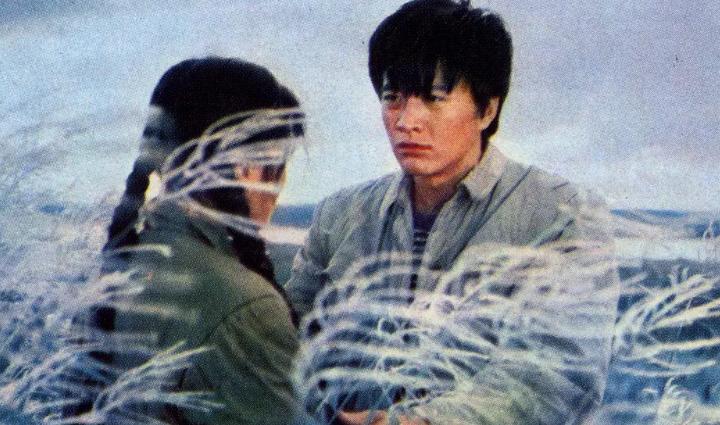 对程蝶衣恩将仇报的小四，27年后已两鬓斑白，但气质仍然如兰