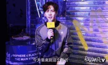 王嘉尔娃娃机,王嘉尔与关晓彤