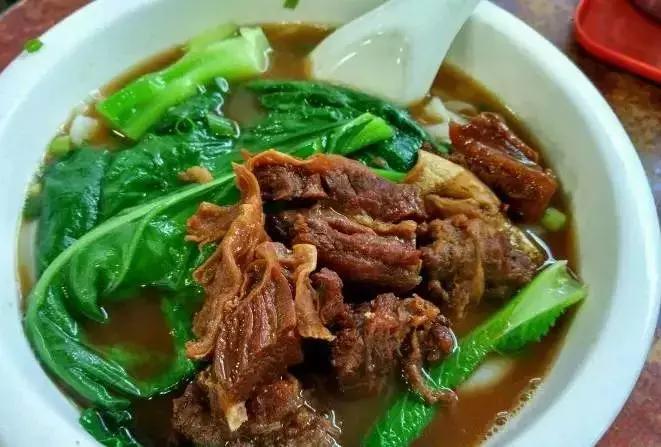 广州地铁8号线哪个站内有吃的,广州地铁8号线北延广州北站