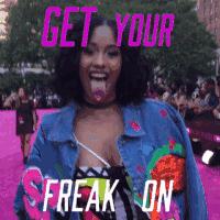 棣欐腐娼簵supreme,涓夐噷灞疆搴梥upreme