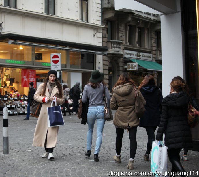 欧洲女性高级感照片高清街拍,清冷美人街拍