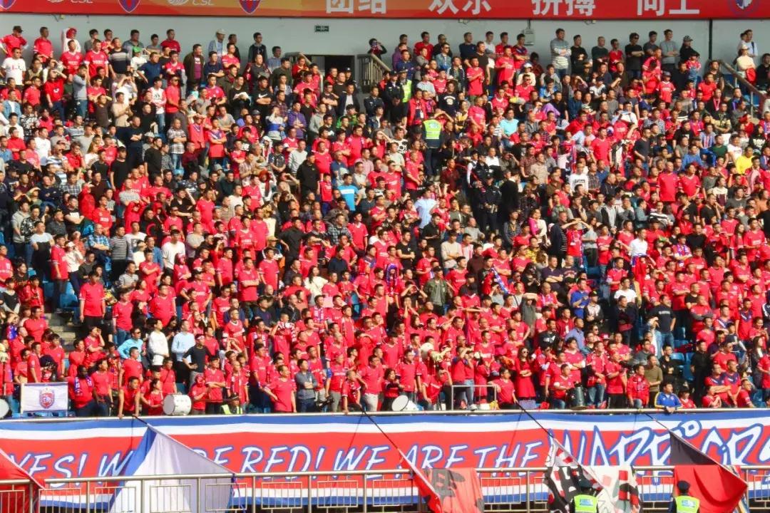 爱恨情仇，欢喜小冤家，中超联赛第三轮周六闹腾重庆奥体！