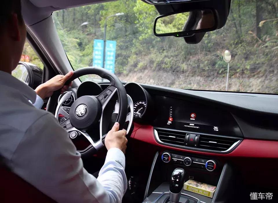 回头率高、开起来爽，这位“意大利女神”能满足要求吗？