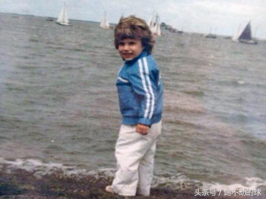 足坛左脚巨星范佩西,足坛传奇老将