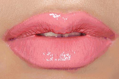 女生涂口红和不涂的区别,女生涂口红和男生涂口红