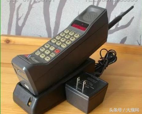 盘点一下你当年用过的手机,还记得你人生当中的第一款手机吗