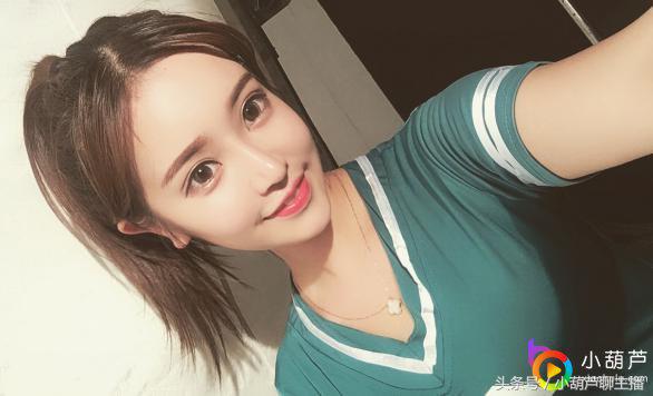 土豪刷14万礼物把女主播吓哭,被刷68万的女主播