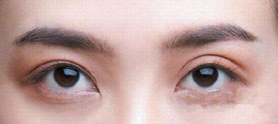 怎么不容易掉妆,擦脸怎么不掉妆