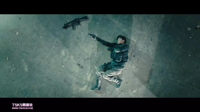 开场15分钟，两个大反转，网友：韩国导演太调皮