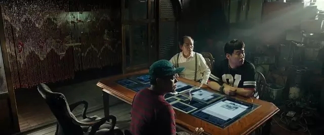 开场15分钟，两个大反转，网友：韩国导演太调皮