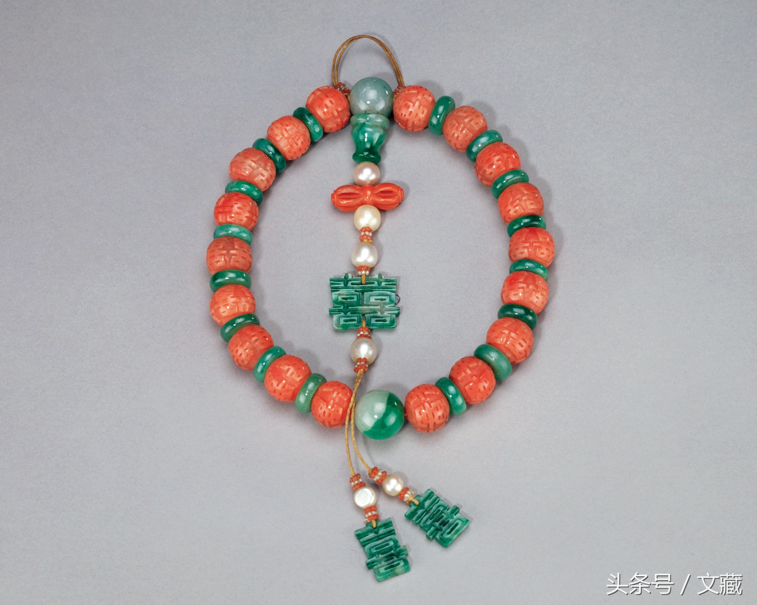 红珊瑚手镯欣赏,红珊瑚超级漂亮的珠宝