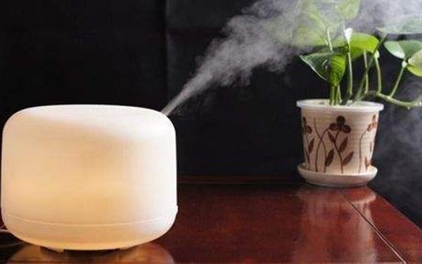 衣服静电吸身怎么处理,衣服被子有静电处理方法