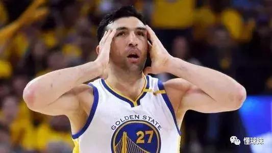 格里芬和哈登空接,哈登遭格里芬垫脚