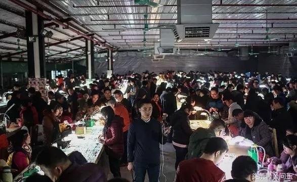 为什么有的直播间翡翠卖那么便宜,现在翡翠直播为什么这么火