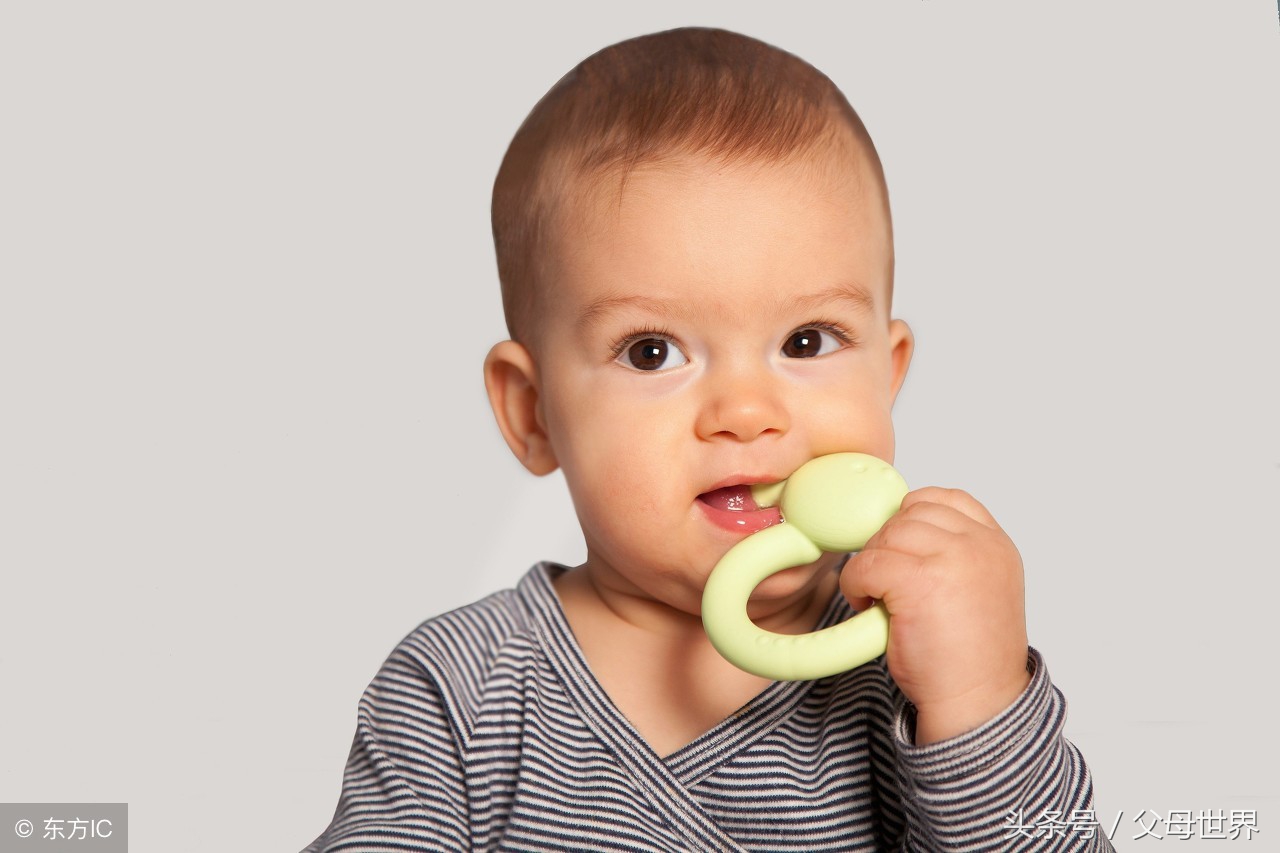 一岁宝宝牙齿长得慢是什么原因,宝宝头发牙齿身体长得慢什么原因