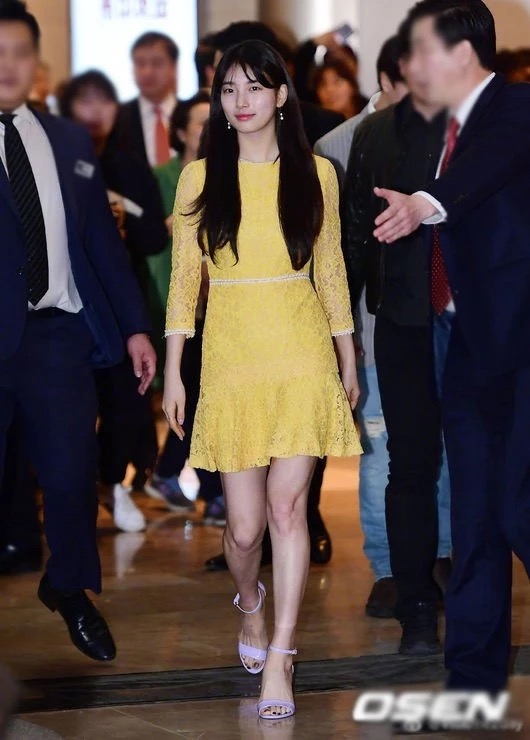 韩国美女加厚连衣裙,韩国女裙子中长款