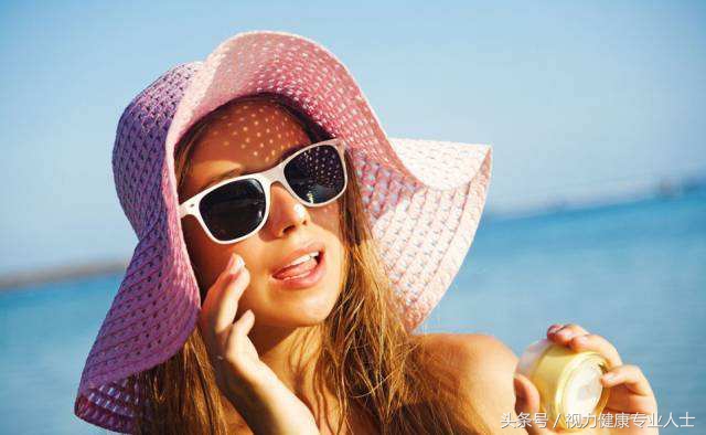 眼镜的太阳镜好坏怎么区别,偏光太阳镜怎么挑选镜片的好坏呢