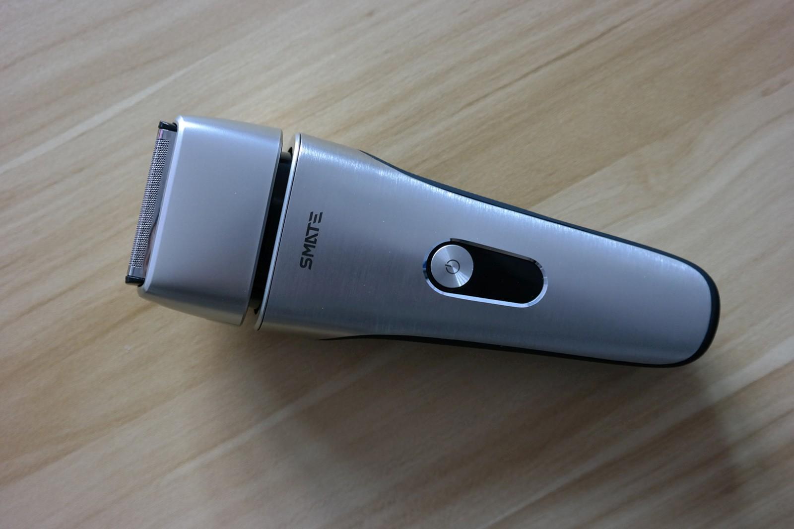 小米须眉灵动三刀头剃须刀评测,小米剃须刀往复式和旋转式测评