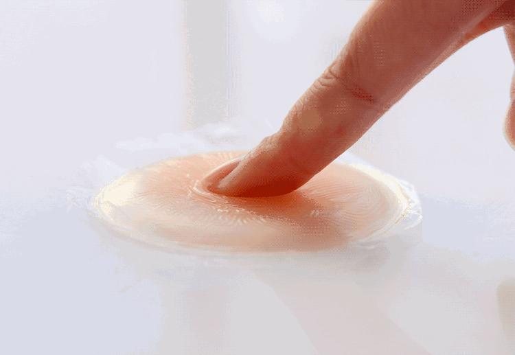 看一个女生的内衣，就能知道她的秘密