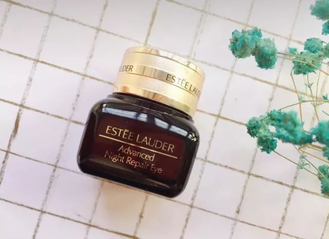 海蓝之谜和skii谁更好,是sk2更好用还是海蓝之谜更好用