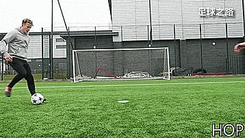 50种个人足球技巧训练,100个足球过人技巧gif