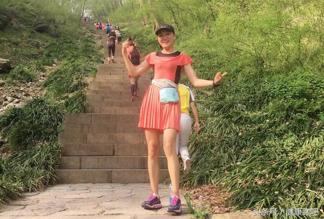 虐心虐身，虐地美女念念不忘！第一次的感觉竟然如此奇妙？