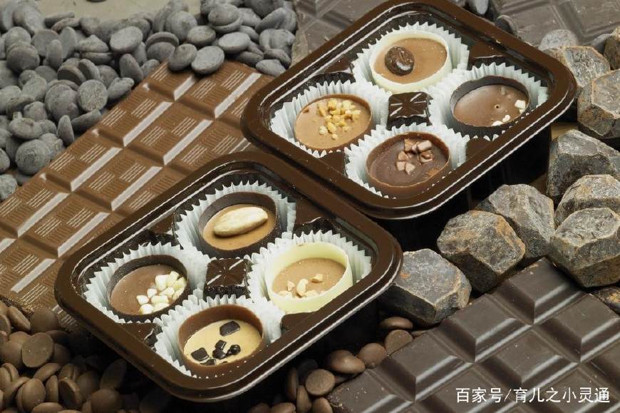 哺乳期的母亲食物搭配应关注哪些,哺乳期的妈妈要慎用这2样食物