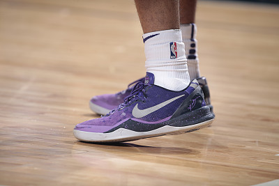 nba赛场球鞋特写,安踏kt8纪念科比