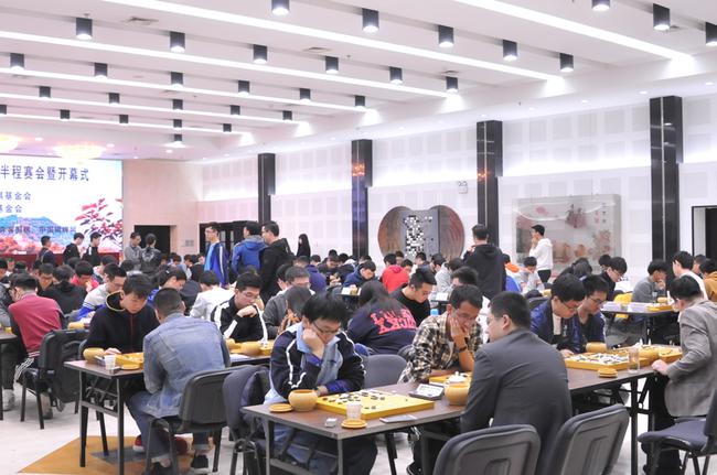 北京大学生联赛开幕华以刚：以棋会友争取赢AI