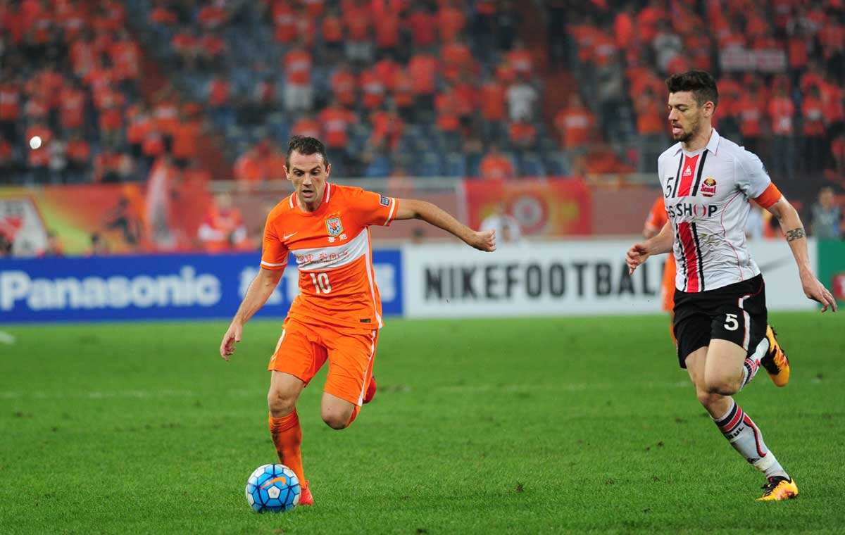 鲁能因前腰劣势抢购伊涅斯塔？西亚一人比他更加适合核心位置