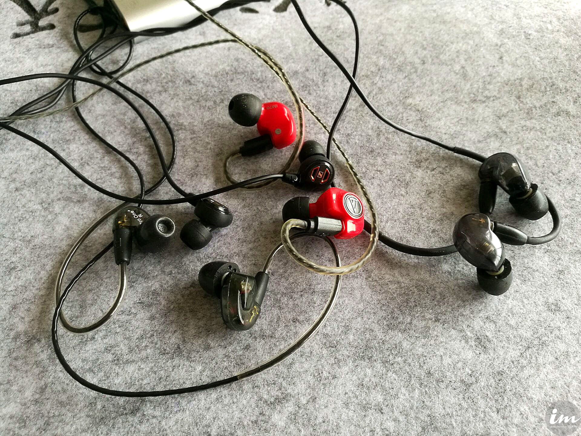 森海IE60垫底？四款千元内hifi耳机对比