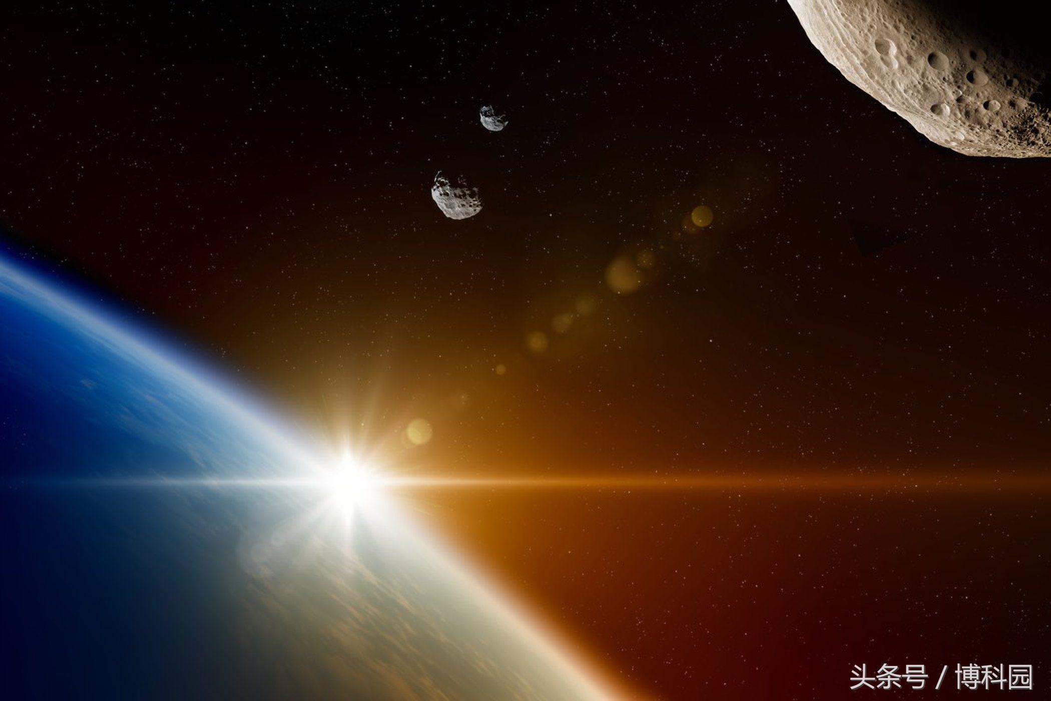 两个足球场大的小行星,一个足球场大小的陨石有多大
