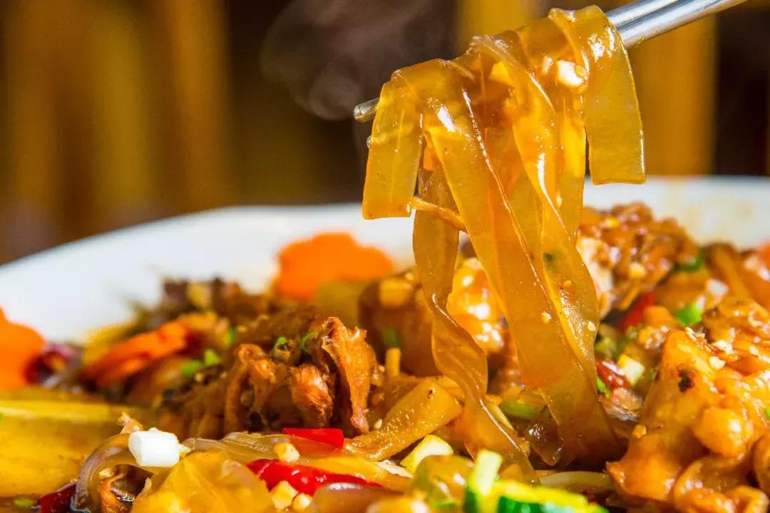 开业6年仍然爆满,老字号鸡汤店