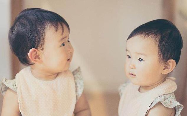 双胞胎生的孩子算亲兄弟吗,双胞胎是头胎还能要二胎吗