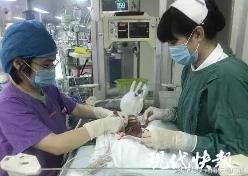 怀孕八个月早产胎儿大概有几斤,孕妇五个月22天重11斤正常吗