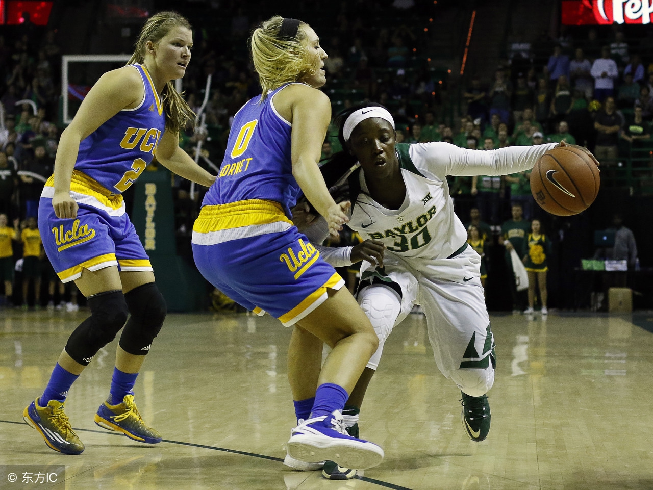 大腿撞伤康复训练,打球腿部肌肉被膝盖撞伤了