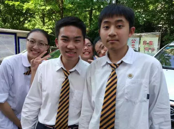 上海小学校服大全,盘点全国各地小学校服