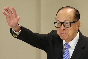 盘点香港上世纪各业之王，弹丸之地为何能出如此多的风云人物？