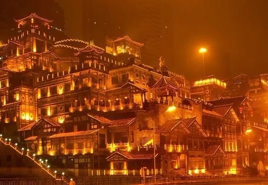 这趟高铁列车上的美食全国独有,渝贵高铁沿途风景