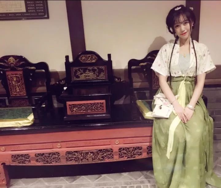 95后中国姑娘在澳洲,中国姑娘在澳洲街头