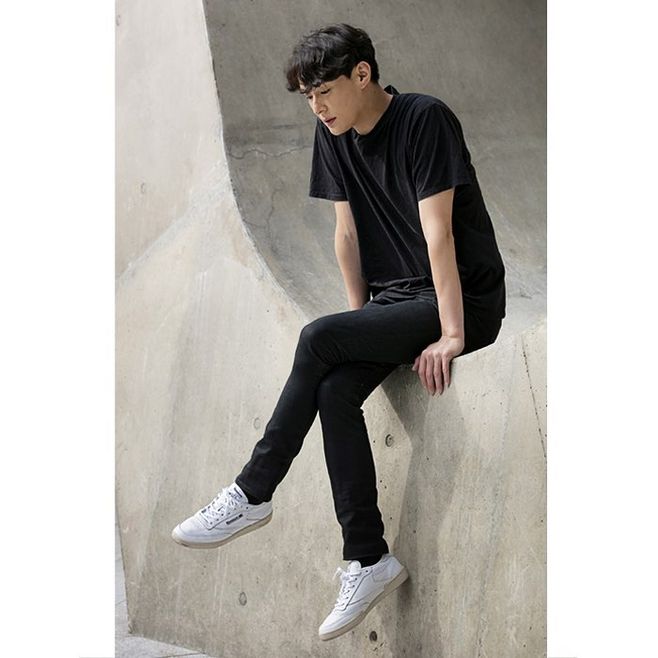 公认最好穿的10款球鞋,五款实用又便宜还好看的球鞋