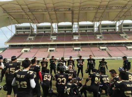 足球场被破坏,足球场被抛弃