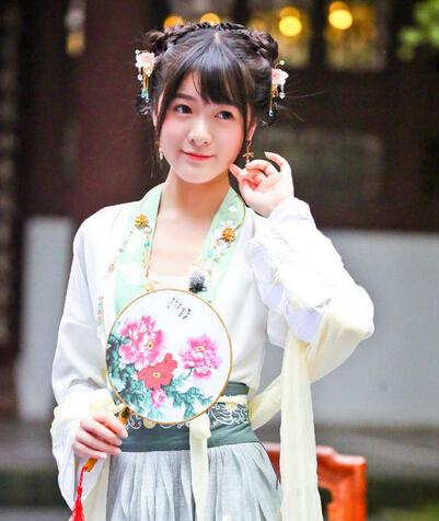 周星驰谈张雨绮和黄圣依,张雨绮黄圣依周星驰